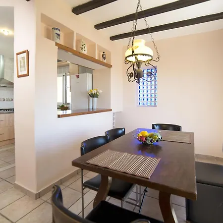 Vila Noemi By Interhome